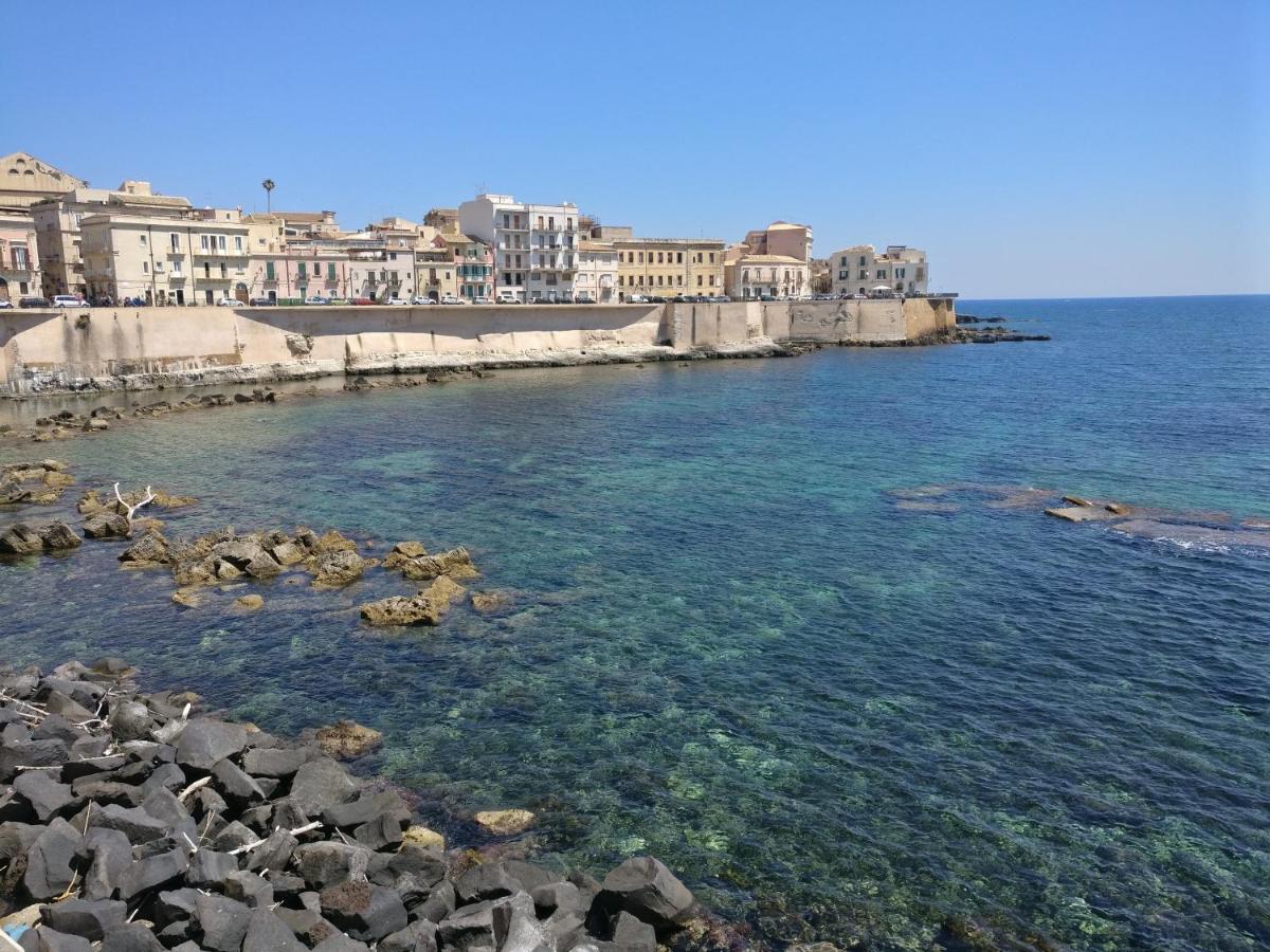 Appartamento Ortigia Porta Del Mare Syracuse Esterno foto